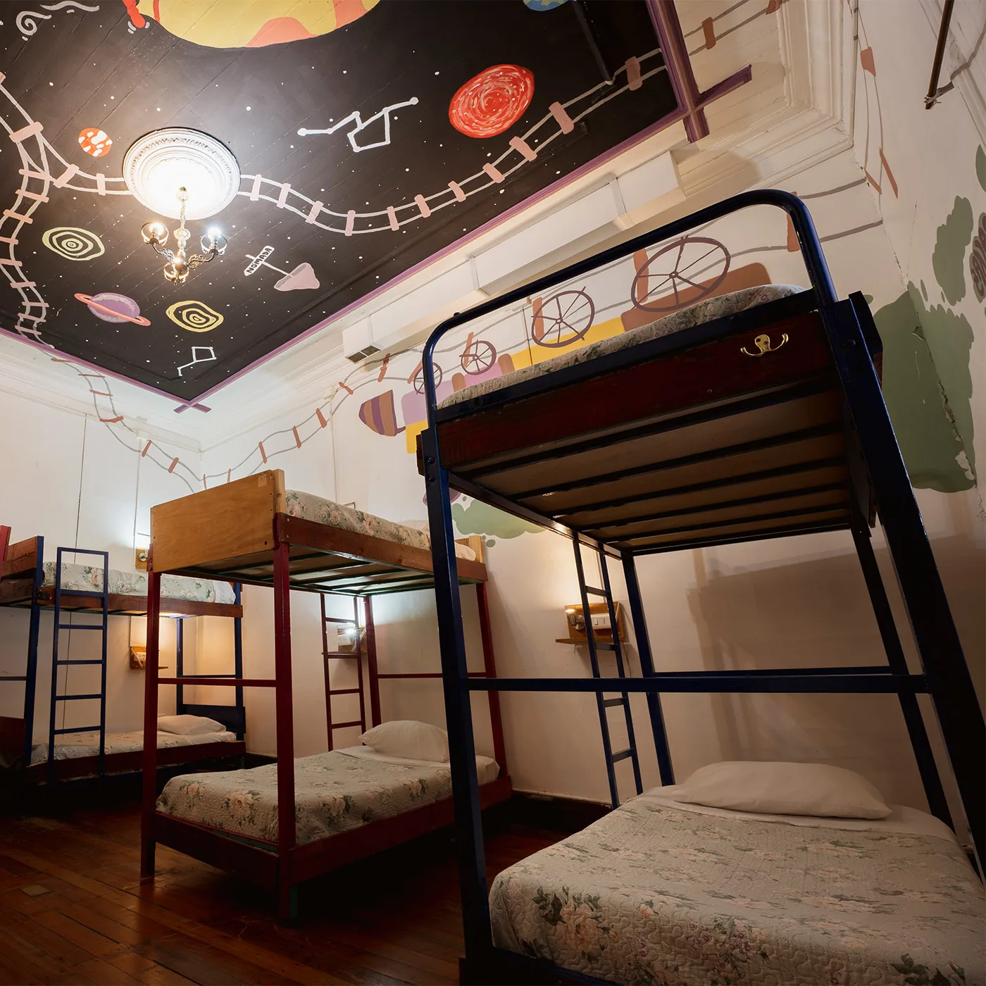 Dormitorio Multicolor — imagen 2